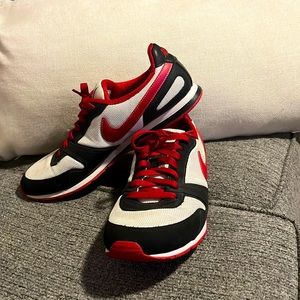 ♥️✨Limited edition NIKE ECLIPSE LOVE SNEAKERS✨♥️